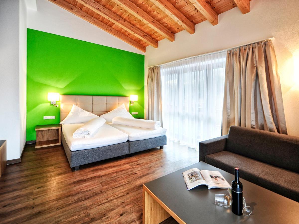 Hotel Garni Alpenland Ischgl Exterior photo